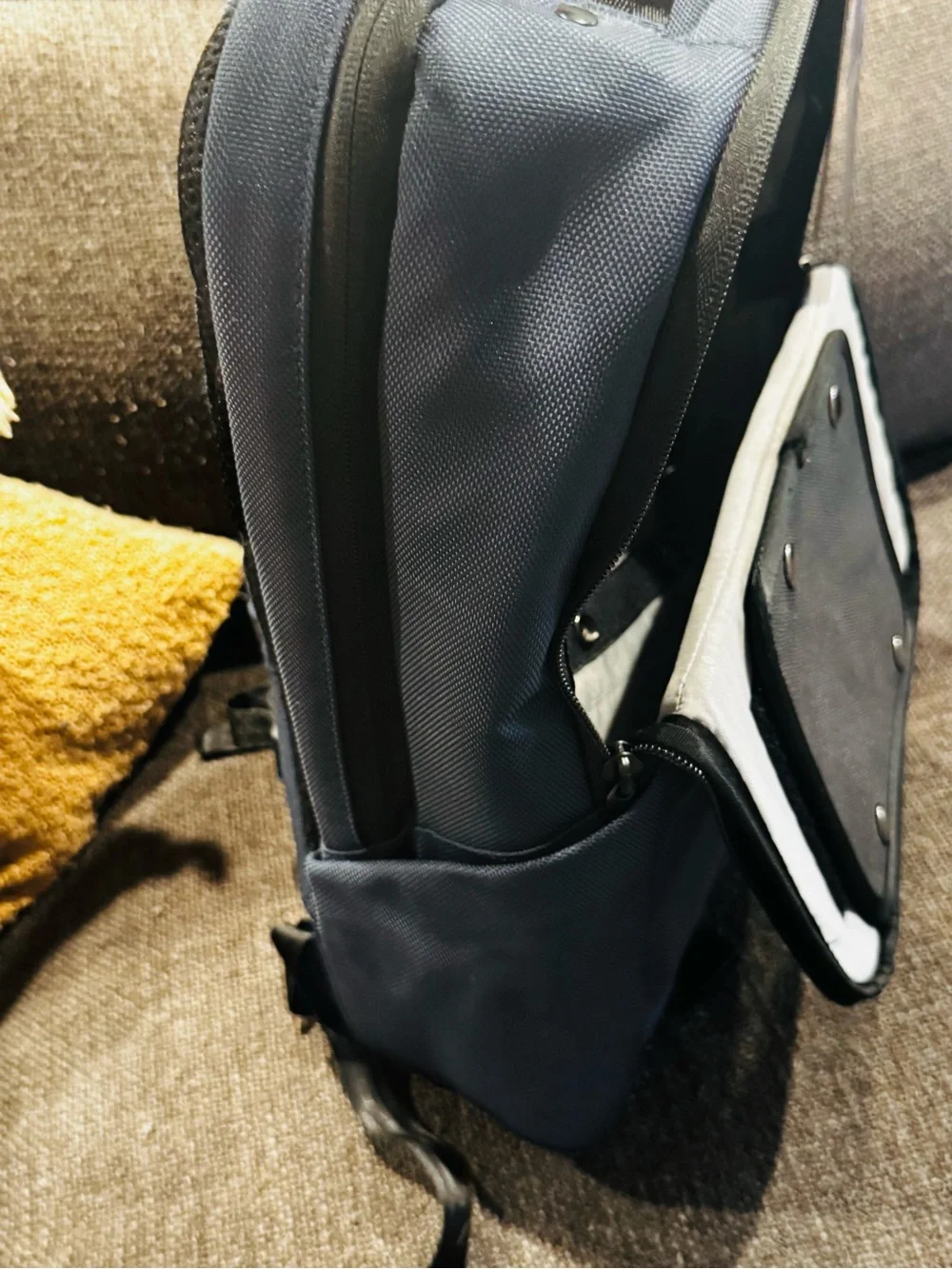 Solgaard Lifepack Backpack WITHOUT SOLAR PANEL— Atlantic Navy